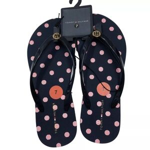 Tommy Hilfiger Womens Sandals Flip Flops Size 7 NEW WITH TAG